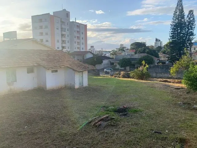 Imagem: Excelente Terreno de Capoeiras