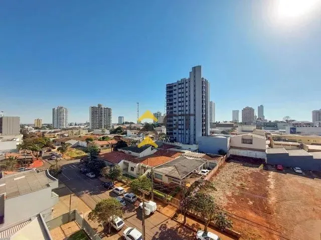 Imagem 4: Apartamento com 4 Dormitórios À Venda, 251 M² por R$ 1.000.000 - Centro - Arapongas/Pr