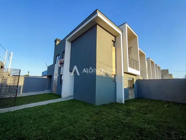 Imagem: Sobrado À Venda com 3 Dormitórios Sendo