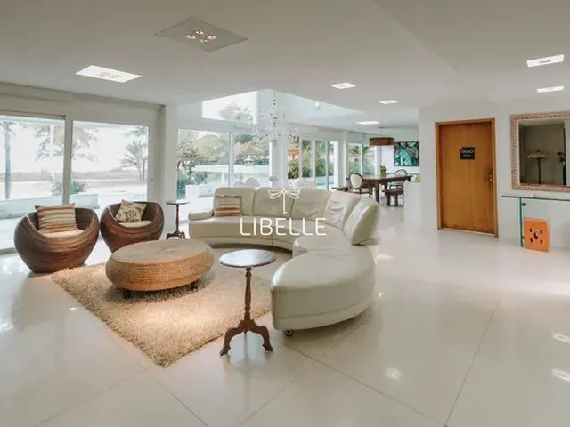 Imagem: Casa À Beira Mar para Locação com Piscina