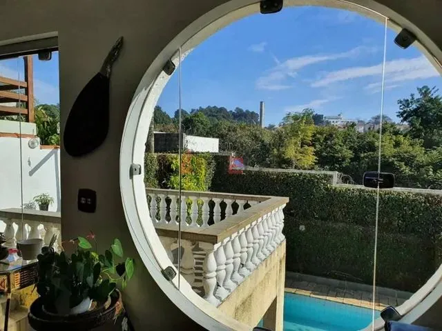 Imagem: Casa 320 M² 3 Quartos Sendo 3 Suítes e