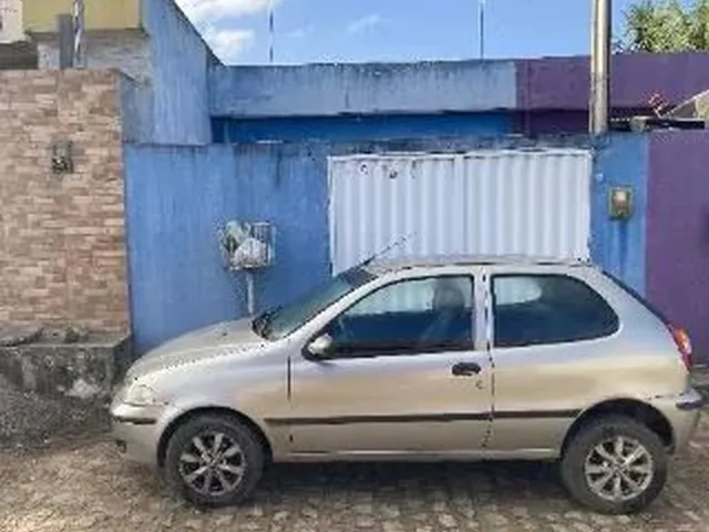 Imagem: A casa possui 2 Dormitórios, 1 Banheiro, 1 Vaga na
