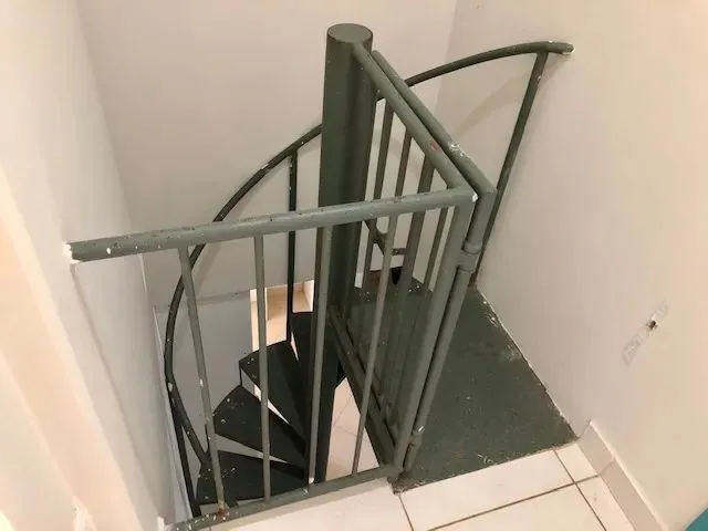 Imagem 8: Apartamento - 3/4 - 144 M2 - Escada - Graça