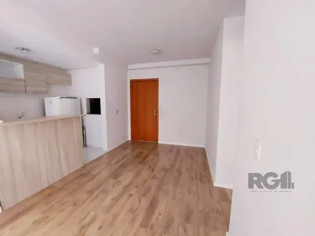 Imagem 15: Apartamento com 2 Quartos, Semimobiliado À Venda