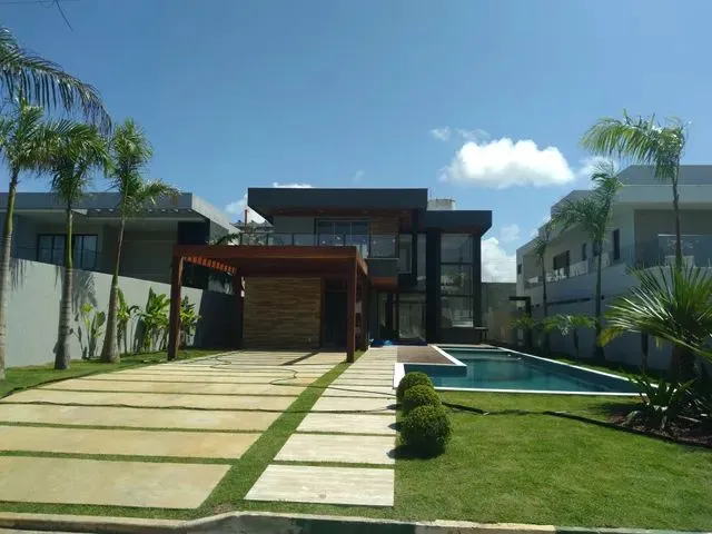 Imagem: Casa de Luxo, Nova, de Condomínio Sobrado