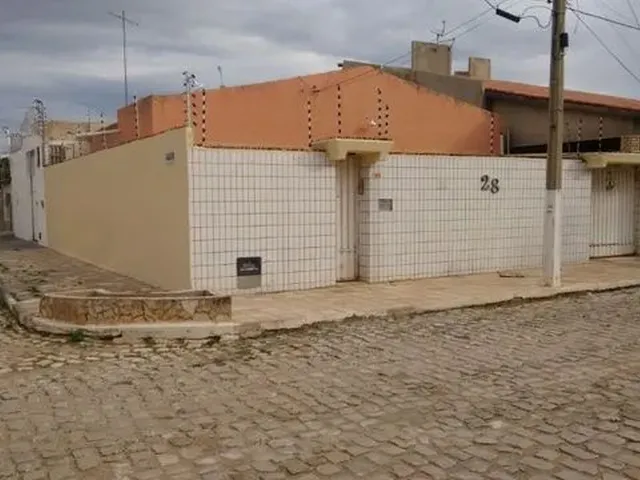 Imagem: Vende-Se Uma Excelente Casa C/ Prédio/Deposito