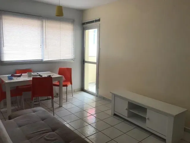 Imagem: Apartamento 2/4 com Vaga de Garagem