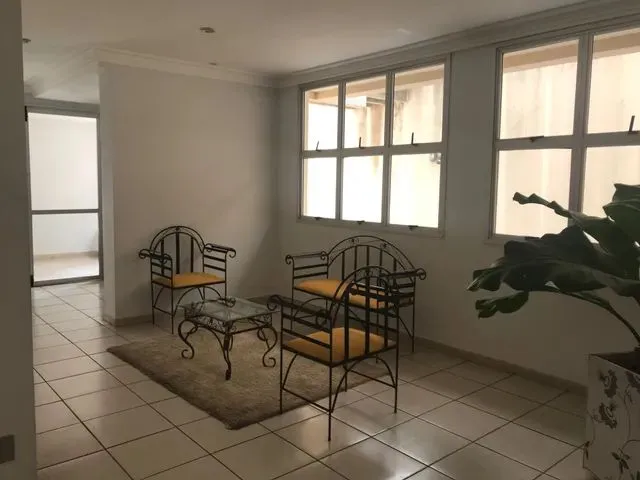 Imagem 6: Apartamento 2/4 com Vaga de Garagem