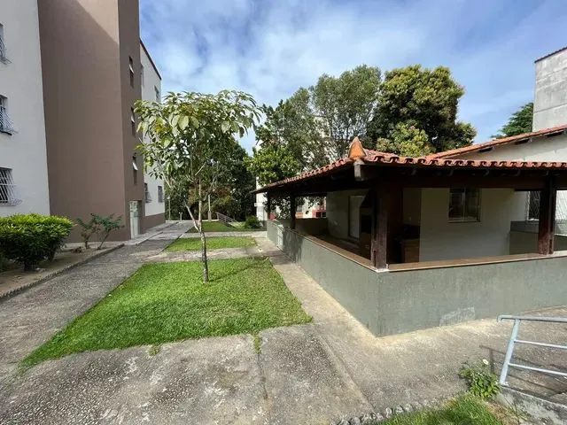 Imagem 2: Amp;Amp;Quot; Apartamento de 2 Quartos em Castelandia, Segundo Andar 1 Lance de Escada