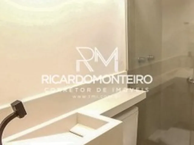 Imagem 4: Sobrado Mobiliado em Condomínio com 4 Suítes