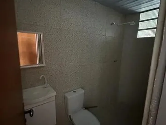 Imagem 3: Alugo Casa, Manoa, com 3 Quartos Sendo 1 Suíte, Edícula, de Esquina