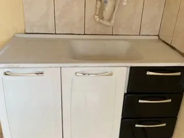 Imagem: Alugo Kitnet 3 Cômodos