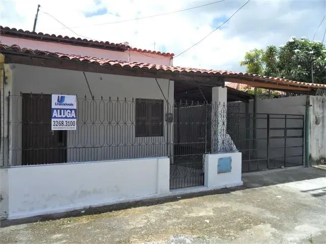 Imagem: Casa para Aluguel com 02 Quartos e Garagem