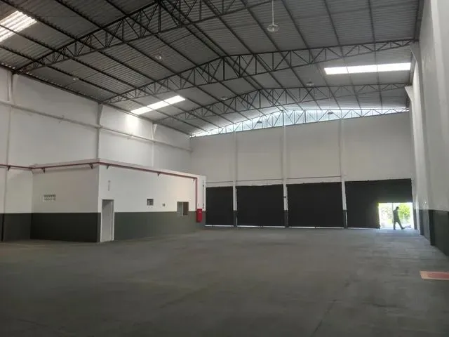 Imagem 3: Aluga-Se Galpão 1500 M2 de Área Construída Próximo Shopping Ponta Negra!
