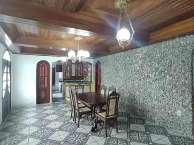 Imagem 16: Casarão com Piscina na Alameda Dom Jorge na Aug Motenegro Próx Ville Laguna 880M² 3