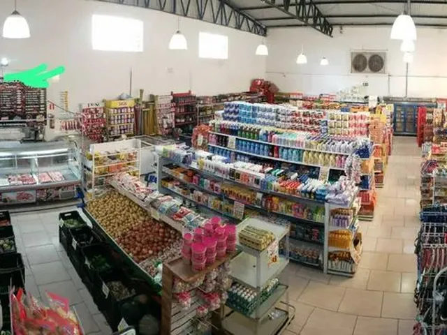 Imagem 9: Supermercado Galpão / depósito com 5 vagas na garagem