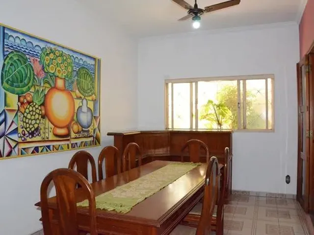 Imagem 13: Linda Casa para Venda Possui 380 Metros Quadrados com 4 Quartos em Jardim Shangri-Lá