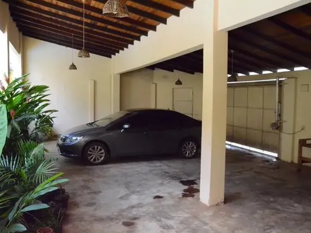Imagem 9: Linda Casa para Venda Possui 380 Metros Quadrados com 4 Quartos em Jardim Shangri-Lá