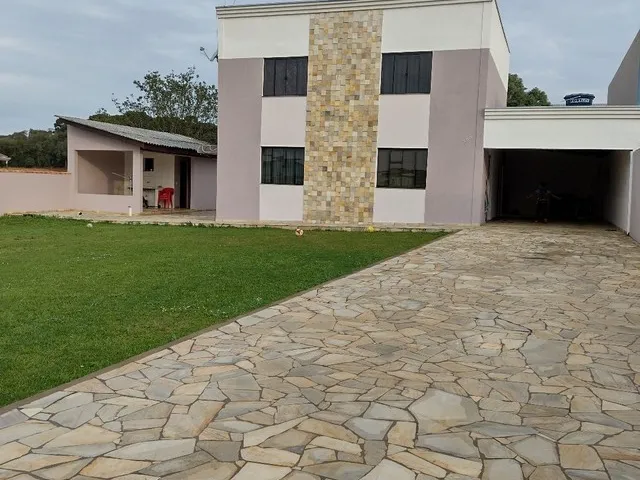 Imagem: Vende-Se Sobrado