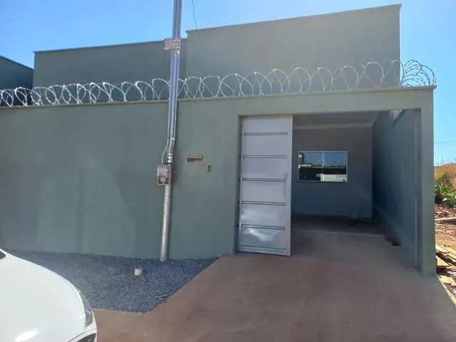 Imagem: Linda Casa em Trindade 2 Quartos Suite Espaço