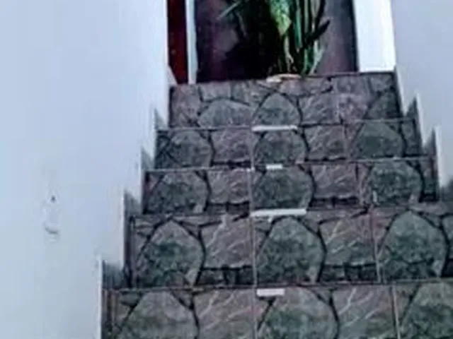 Imagem 4: Incluso Água e Luz) Alugo Kitnet Semimobiliada