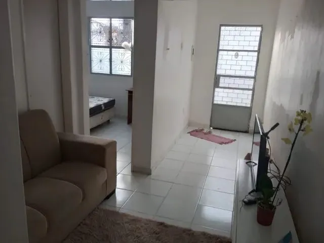 Imagem: Alugo Quarto Mobiliado para Mulher