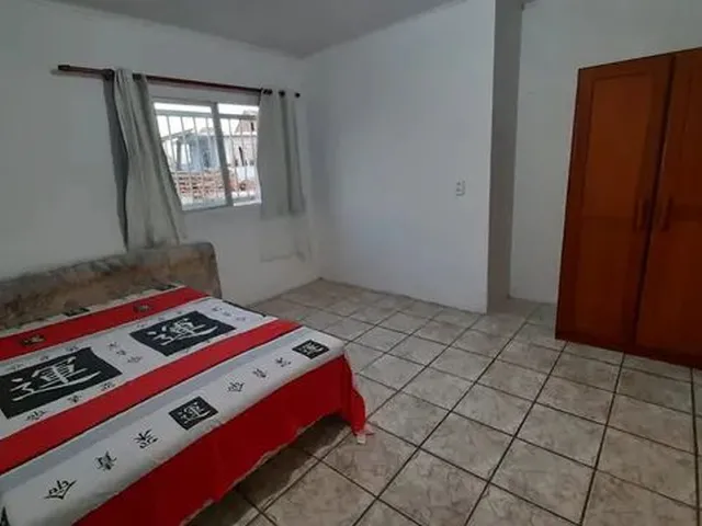 Imagem: A kitnet possui 1 Dormitório, 1 Banheiro, 32m² de Área e