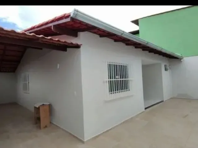 Imagem: Vende - Se Casa Novíssima, Acabamento Alto