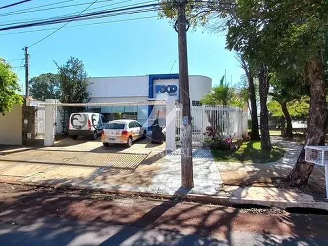Imagem: Casa (Térrea na Rua) 4 Dormitórios/Suite
