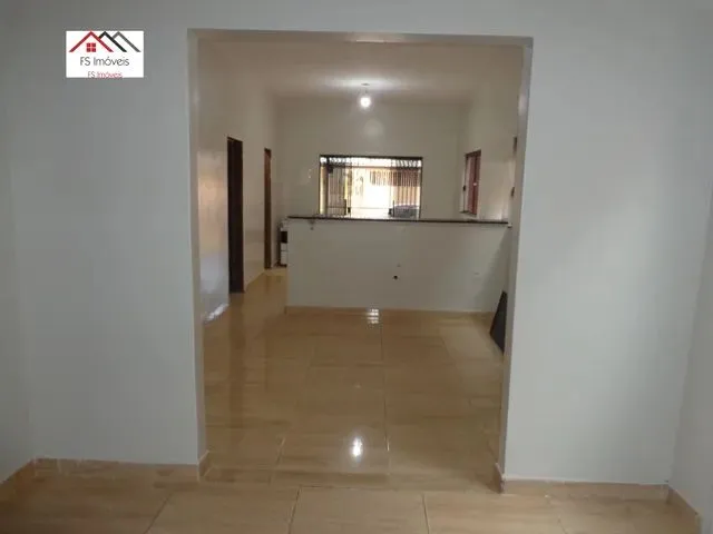 Imagem 8: Qr 221 Ótima Casa na Laje 3 Quartos/Suite Escriturada com Habite-Se Aceita Financiamento