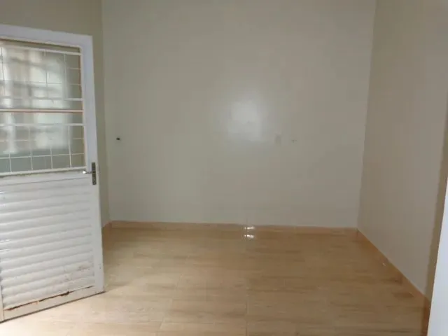 Imagem 12: Qr 221 Ótima Casa na Laje 3 Quartos/Suite Escriturada com Habite-Se Aceita Financiamento