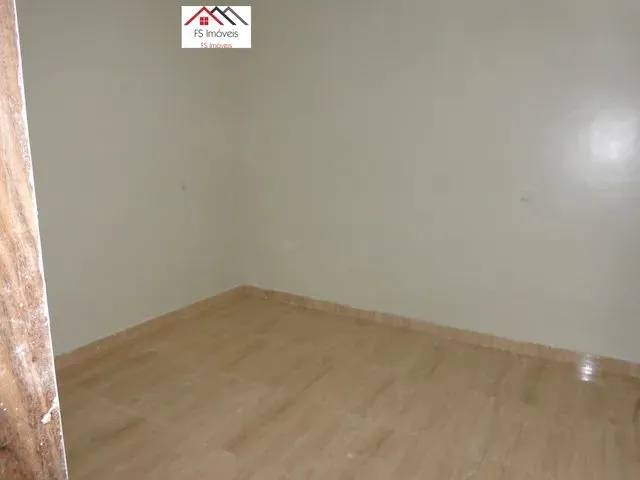 Imagem 5: Qr 221 Ótima Casa na Laje 3 Quartos/Suite Escriturada com Habite-Se Aceita Financiamento