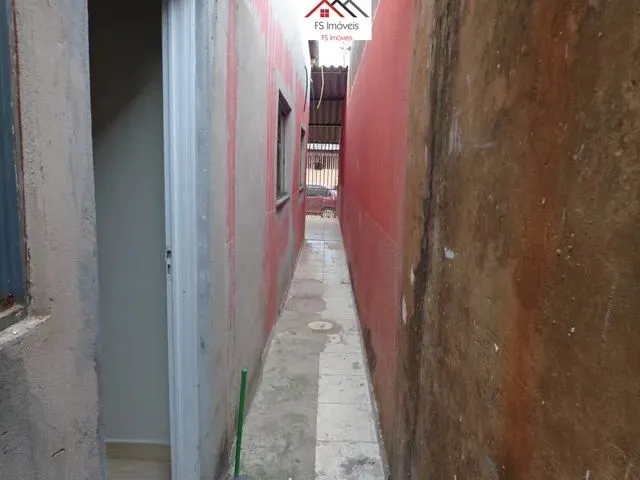 Imagem 11: Qr 221 Ótima Casa na Laje 3 Quartos/Suite Escriturada com Habite-Se Aceita Financiamento