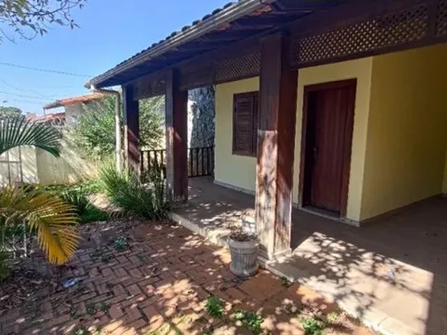 Imagem 1: Vendo Casa Bem Localizada - Rua Jovelino Lanza - Sete Lagoas/Mg (4 Quartos) + Apto. Fundos