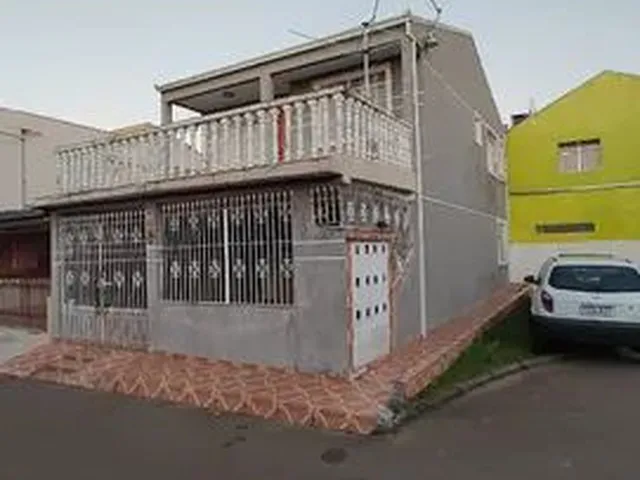 Imagem: Sobrado no Sítio Cercado
