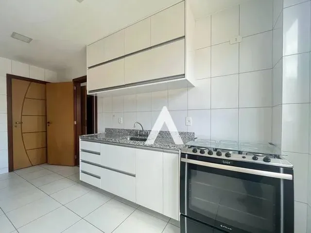 Imagem: Apartamento com 2 Quartos À Venda, 71 M²