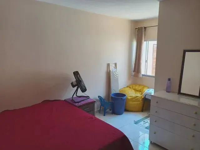 Imagem 5: Casa para Venda Possui 100 Metros Quadrados com 3 Quartos em Parque Verde - Belém - Pa