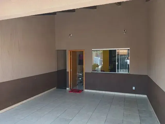 Imagem 4: Casa para Venda Possui 100 Metros Quadrados com 3 Quartos em Parque Verde - Belém - Pa