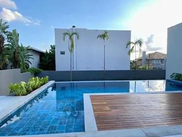 Imagem: Casa À Venda 4 Quartos, 6 Vagas, 781M²