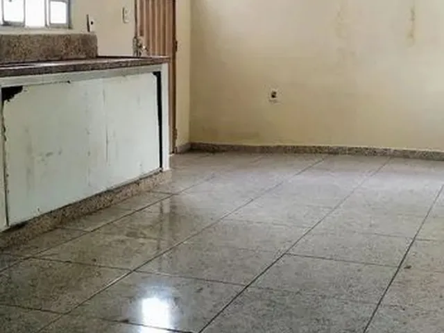 Imagem 4: Casa 2 Quartos com Garagem Coberta