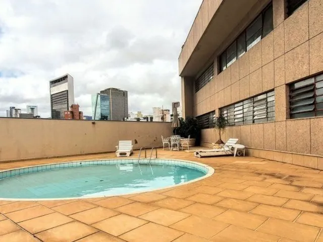 Imagem: Ótimo Apartamento com 04 Quartos - Barro
