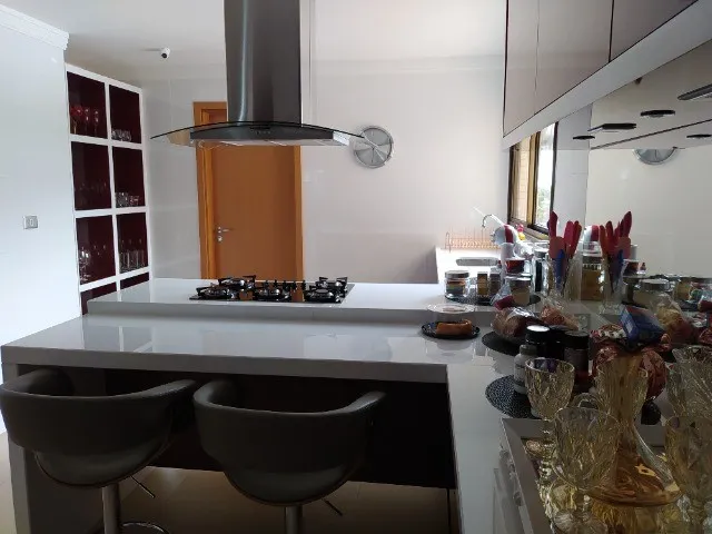 Imagem 12: Apartamento de Alto Padrão Mobiliado com 250,56 M²