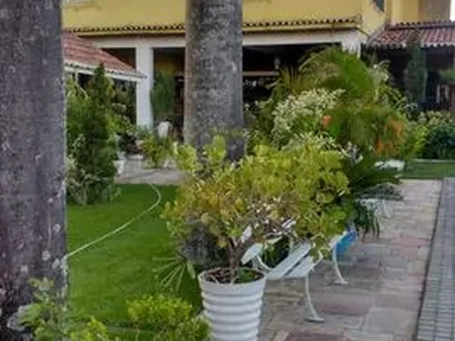 Imagem 3: Casa Mobiliada em Gravatá, 360 M², 05 Quartos (04 Suítes