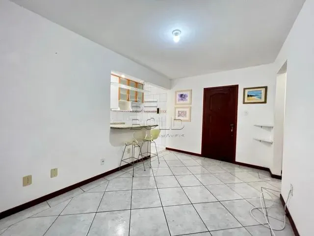 Imagem 10: Apartamento 1 Dormitório em Coqueiros Semi Mobiliado