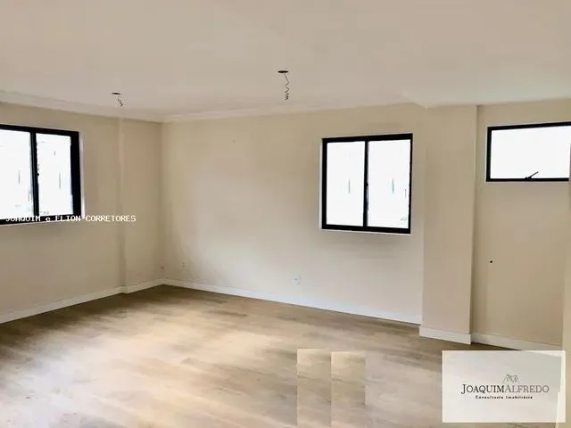 Imagem 12: Apartamento para Venda em Florianópolis, Centro, 3 Dormitórios, 2 Suítes, 3 Banheiros