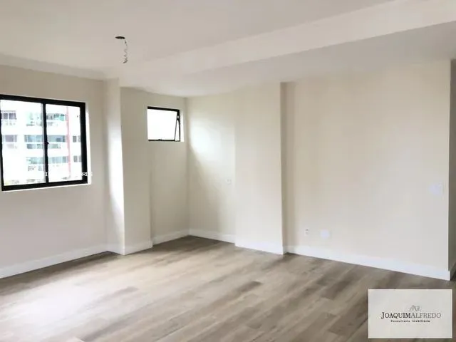 Imagem 3: Apartamento para Venda em Florianópolis, Centro, 3 Dormitórios, 2 Suítes, 3 Banheiros