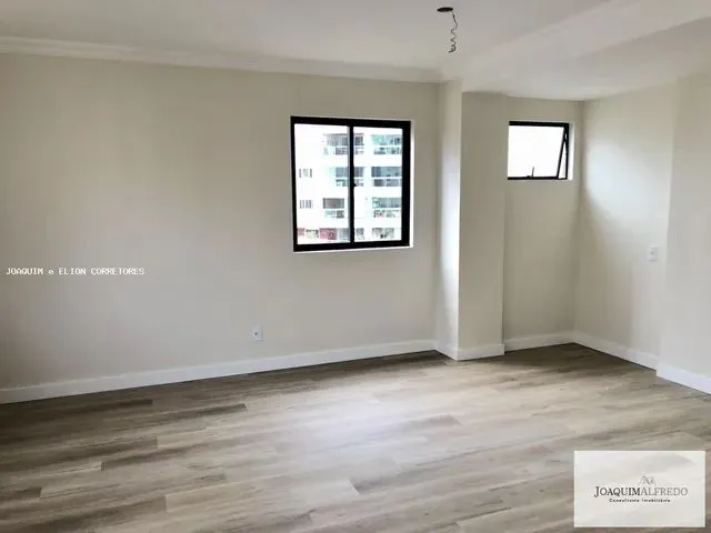 Imagem 5: Apartamento para Venda em Florianópolis, Centro, 3 Dormitórios, 2 Suítes, 3 Banheiros