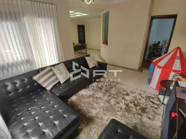 Imagem: Lindo Apartamento com 3 Dormitórios Sendo