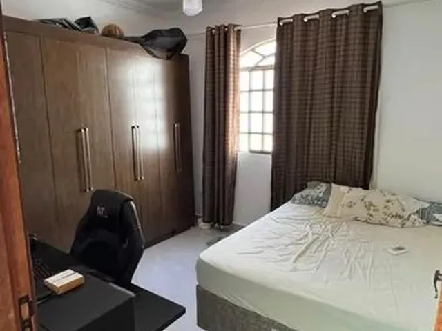 Imagem 5: Casa para Venda em Barcelona (Venda Rápida