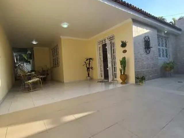 Imagem: Casa Plana com 03 Quartos em Parque Manibura